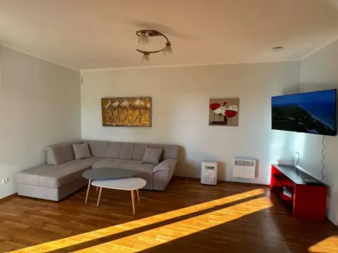 Prodaja, jednosoban stan, 48m², Petrovac, Budva - image 10