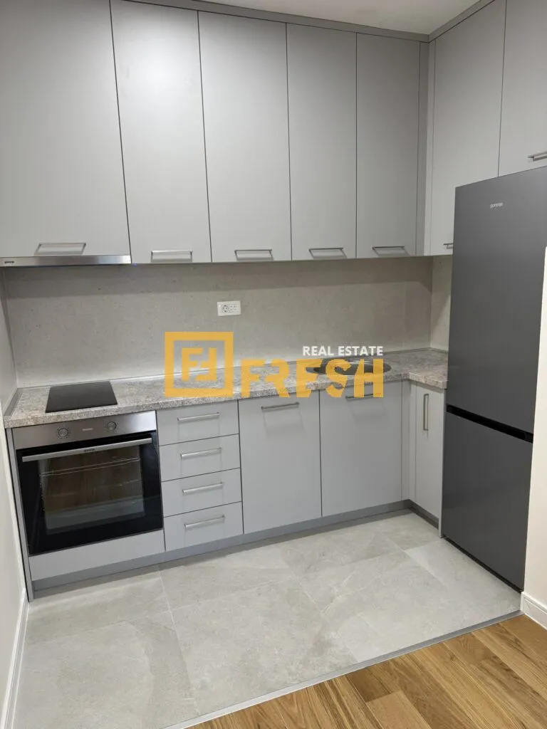 Izdavanje, jednosoban stan, 49m², City Kvart, Podgorica