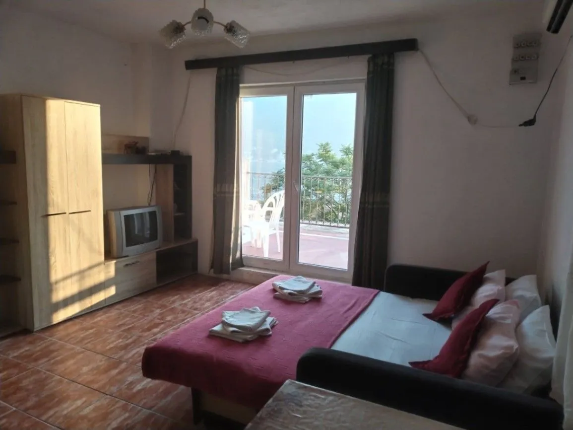 Prodaja, kuća, 300m², Sveti Stasije, Kotor