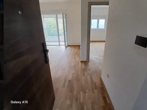 Sale, one bedroom apartment, 46m², Bečići, Budva - image 3