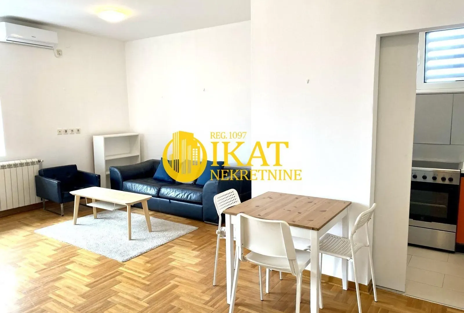 Prodaja, dvosoban stan, 60m², Skadarlija, Beograd