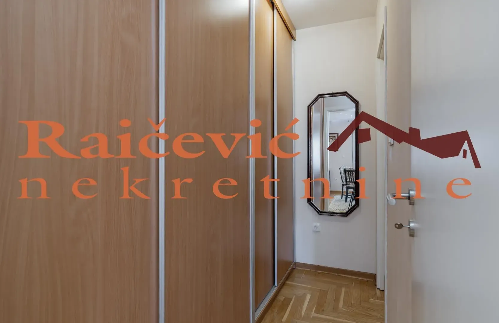 Prodaja, trosoban stan, 84m², Zemun Gornji Grad, Zemun Sve Podlokacije
