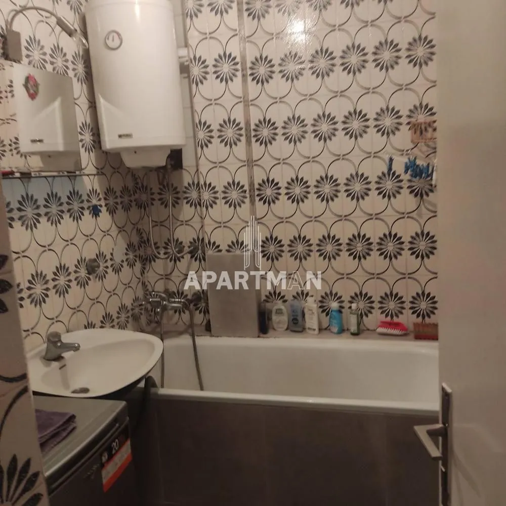 Prodaja, trosoban stan, 79m², Rakovica, Beograd