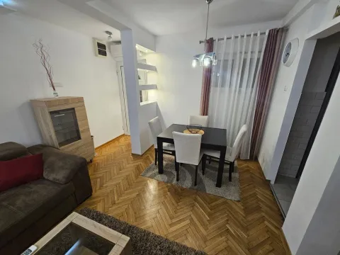 Rent, one bedroom apartment, 42m², Bečići, Budva - image 2