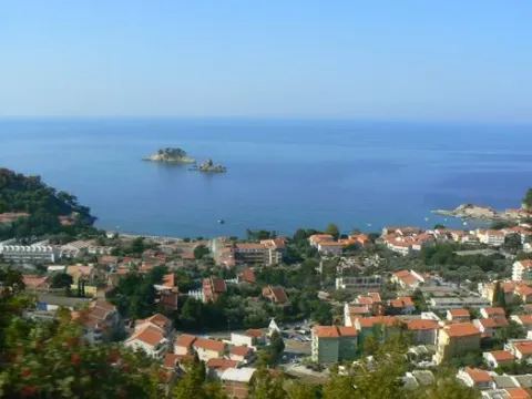 Sale, three bedroom apartment, 169m², Petrovac, Budva - image 3