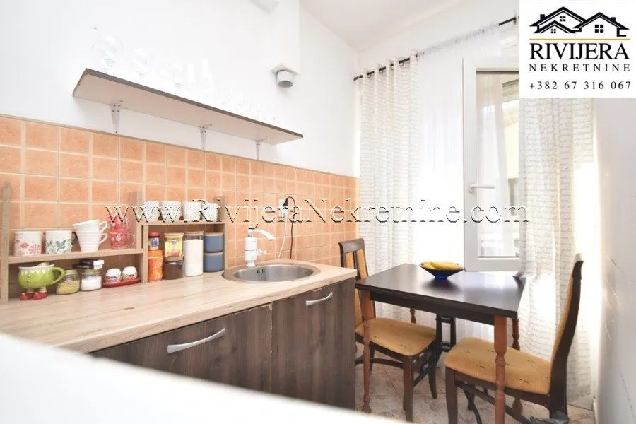 Prodaja, jednosoban stan, 32m², Centar, Herceg Novi