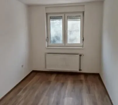 Sale, three bedroom apartment, 67m², Petrovaradin, Novi Sad - image 12