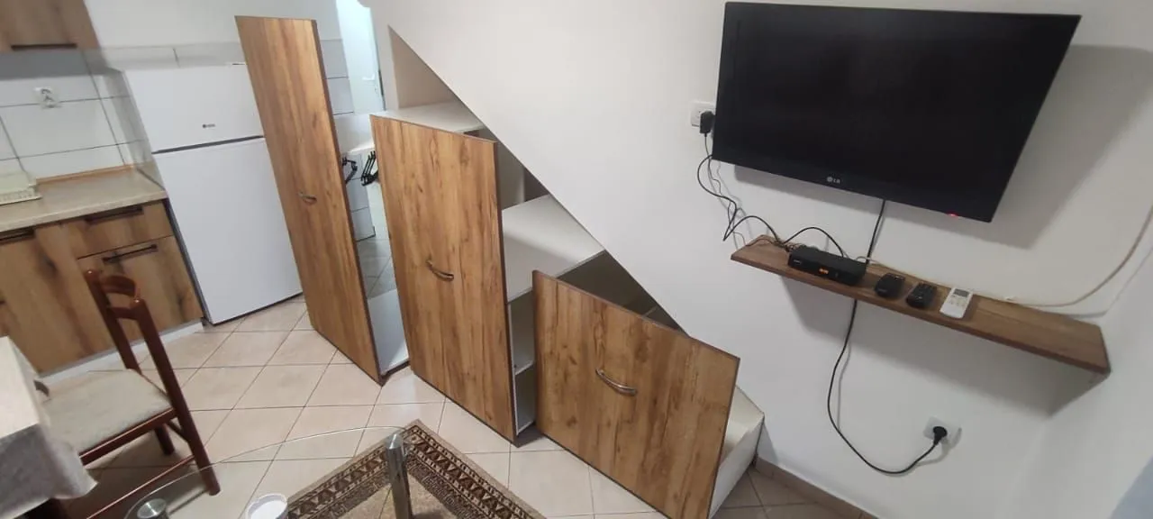 Izdavanje, stan, 26m², Podgorica, Crna Gora