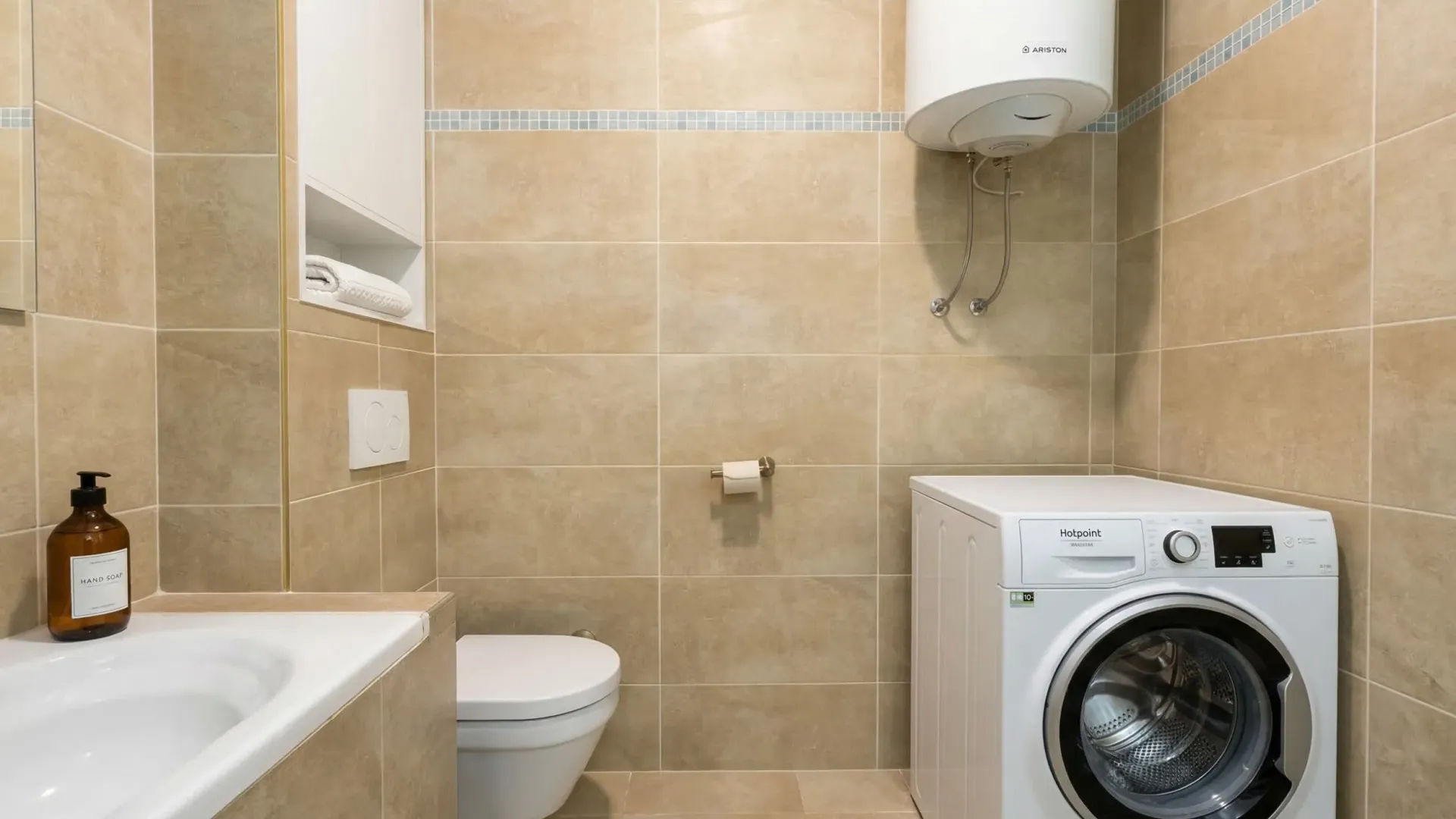 Prodaja, dvosoban stan, 68m², Budva, Crna Gora