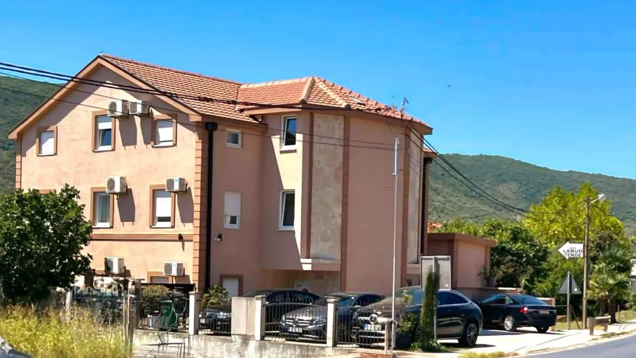 Sale, hospitality venue, 400m², Lastva Grbaljska, Kotor