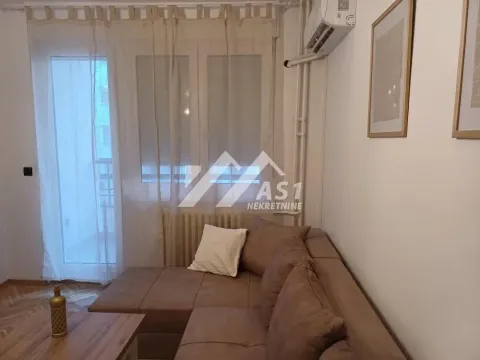 Rent, two bedroom apartment, 41m², Bulevar Oslobodjenja, Novi Sad Sve Podlokacije
