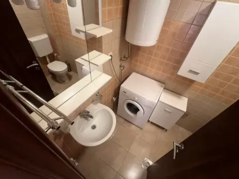Sale, one bedroom apartment, 42m², Velji Vinogradi, Budva - image 6
