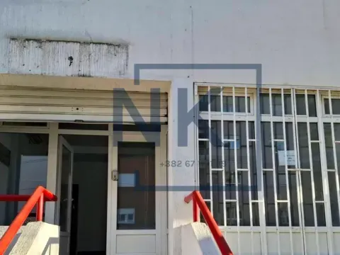 Rent, office space, 34m², Stari Aerodrom, Podgorica - image 3