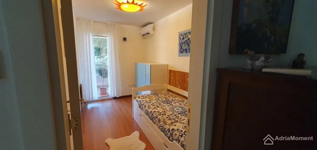 Sale, three bedroom apartment, 121m², Petrovac, Budva