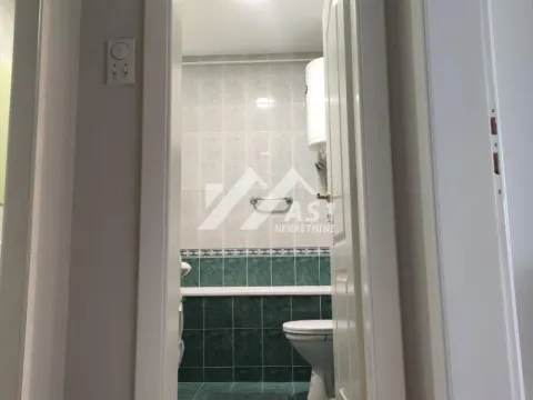 Izdavanje, trosoban stan, 70m², Kej, Novi Sad Sve Podlokacije - image 10