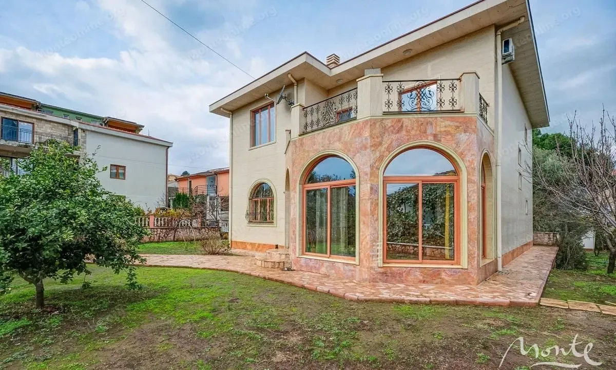 Sale, house, 372m², Radovići, Tivat