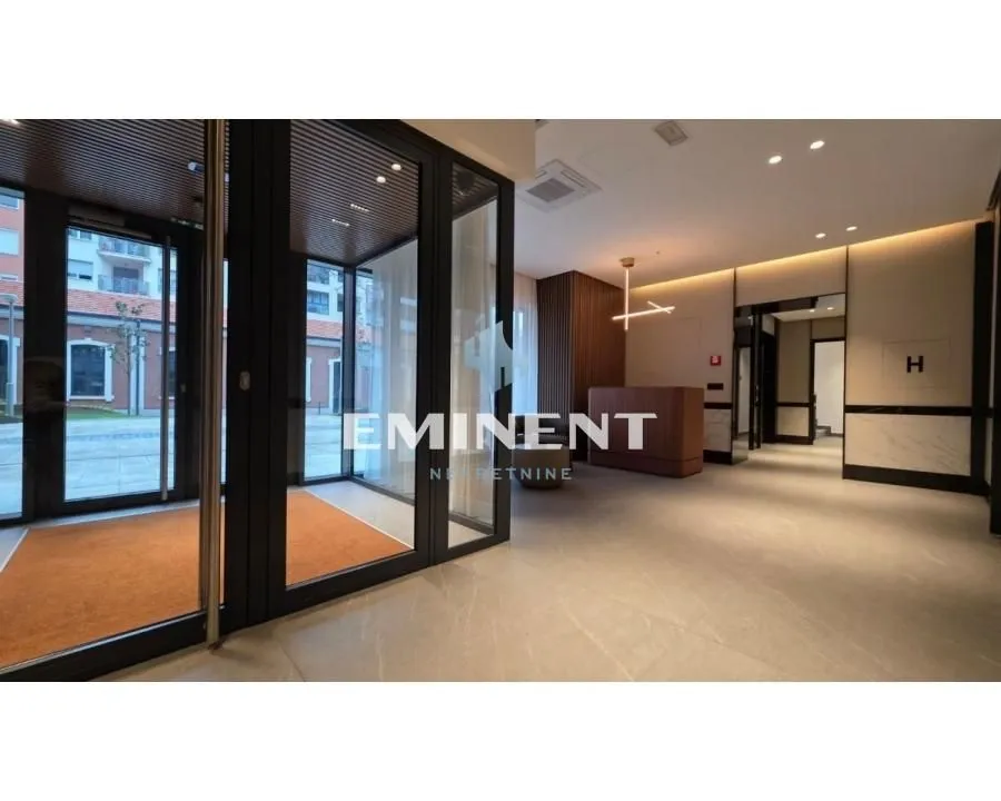 Prodaja, trosoban stan, 94m², Crveni Krst, Beograd