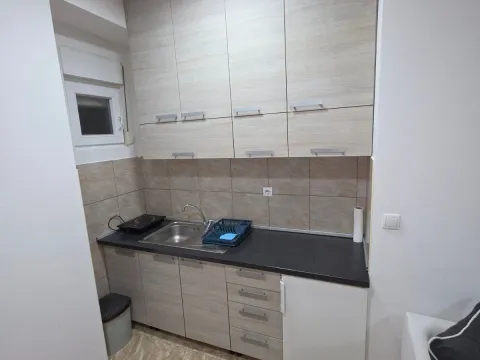 Izdavanje, jednosoban stan, 52m², Zabjelo, Podgorica - image 8