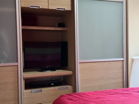 Izdavanje, trosoban stan, 88m², Dajbabe, Podgorica - image 11