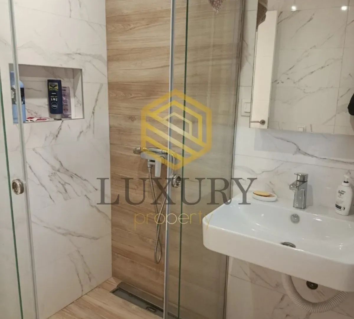 Rent, two bedroom apartment, 100m², Preko Morače, Podgorica