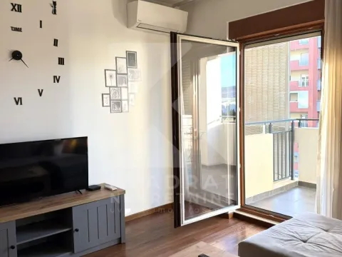 Izdavanje, jednosoban stan, 50m², Master Kvart, Podgorica - image 2