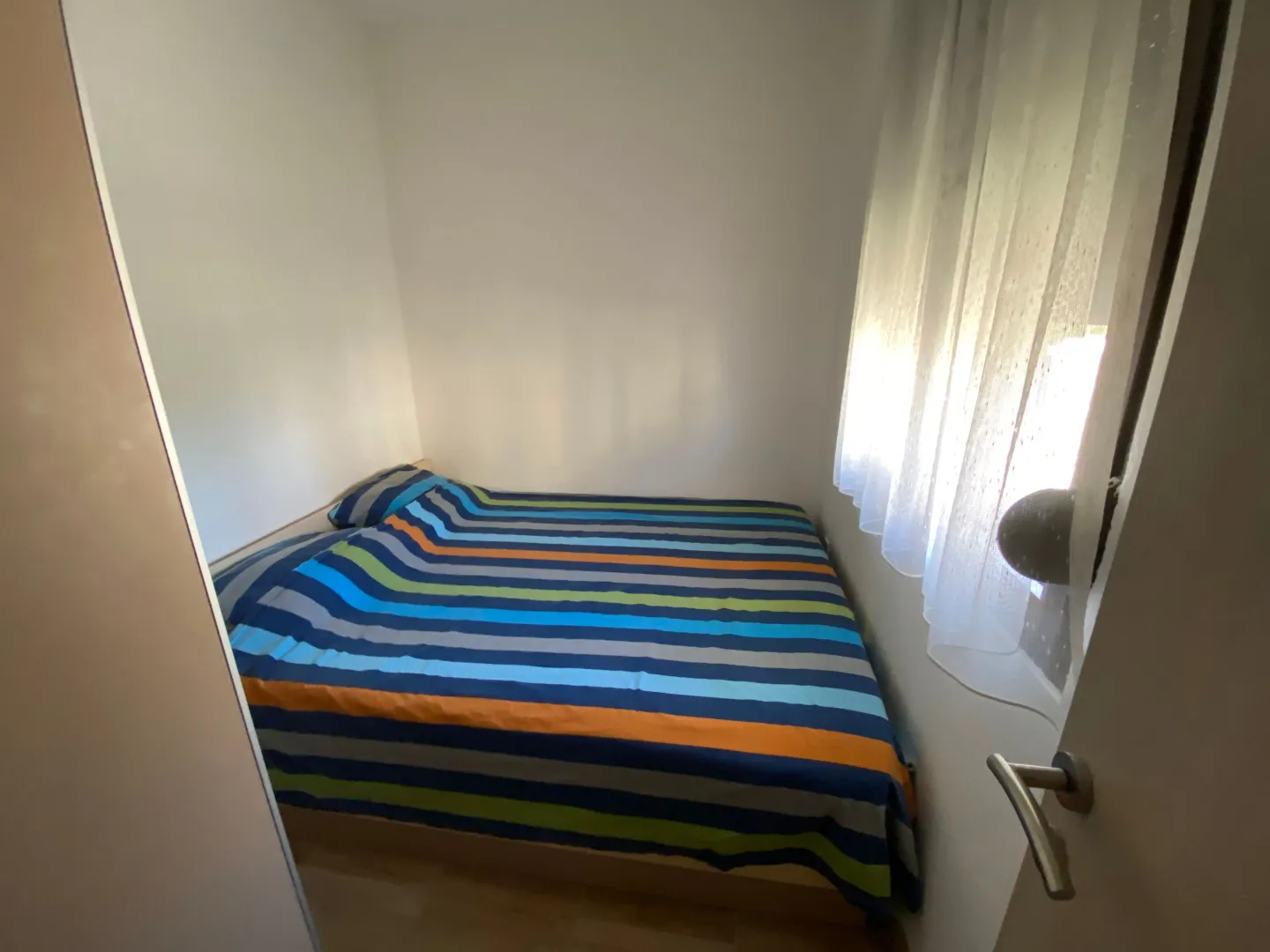 Izdavanje, jednosoban stan, 40m², Stari Aerodrom, Podgorica