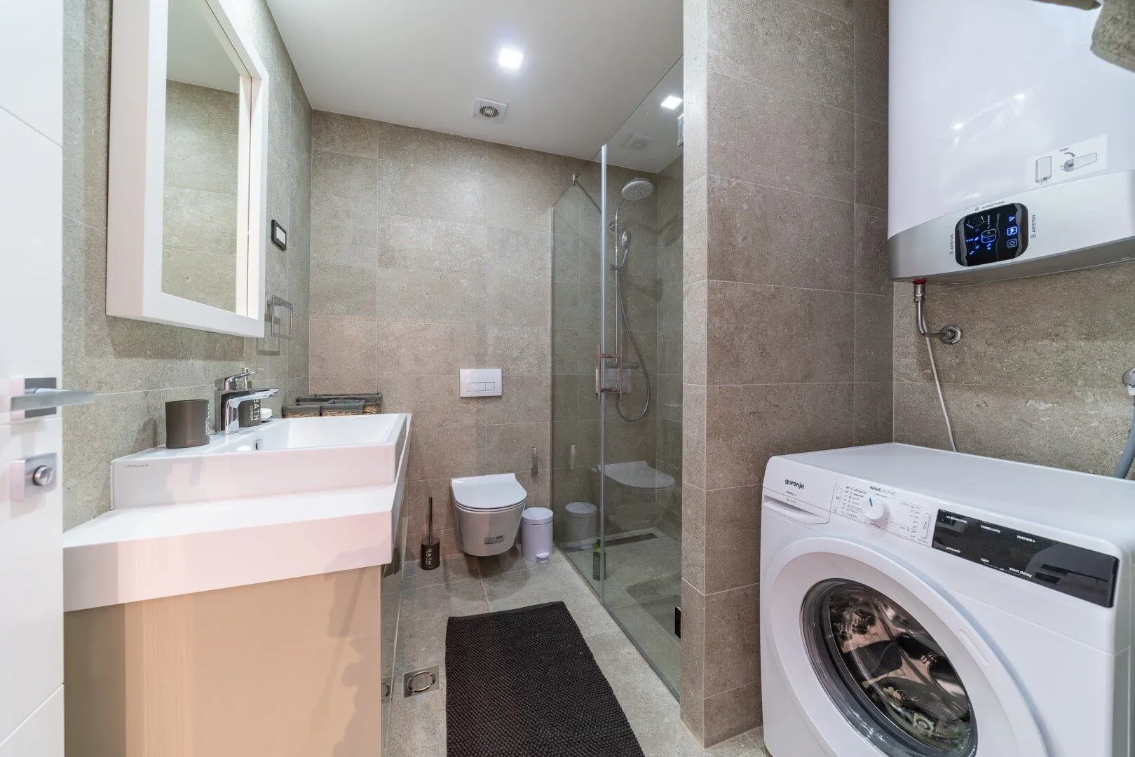 Sale, three bedroom apartment, 70m², Kotor, Crna Gora