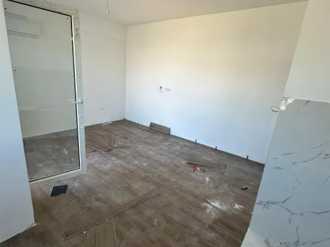 Prodaja, jednosoban stan, 44m², Zabjelo, Podgorica - image 7