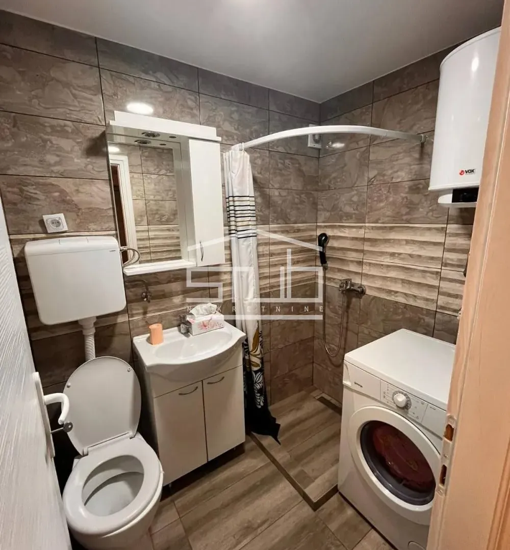 Izdavanje, jednosoban stan, 20m², Julino Brdo, Beograd