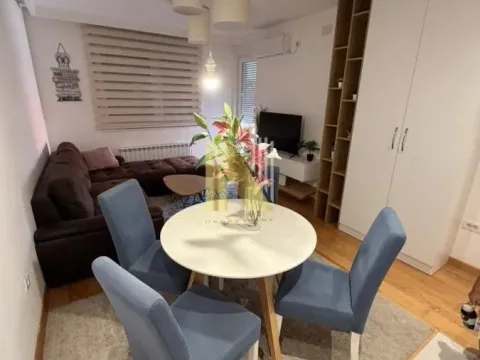 Rent, two bedroom apartment, 41m², Rotkvarija, Novi Sad Sve Podlokacije - image 2