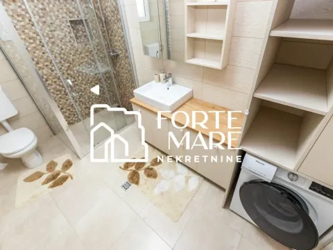 Sale, house, 220m², Zelenika, Herceg Novi - image 14