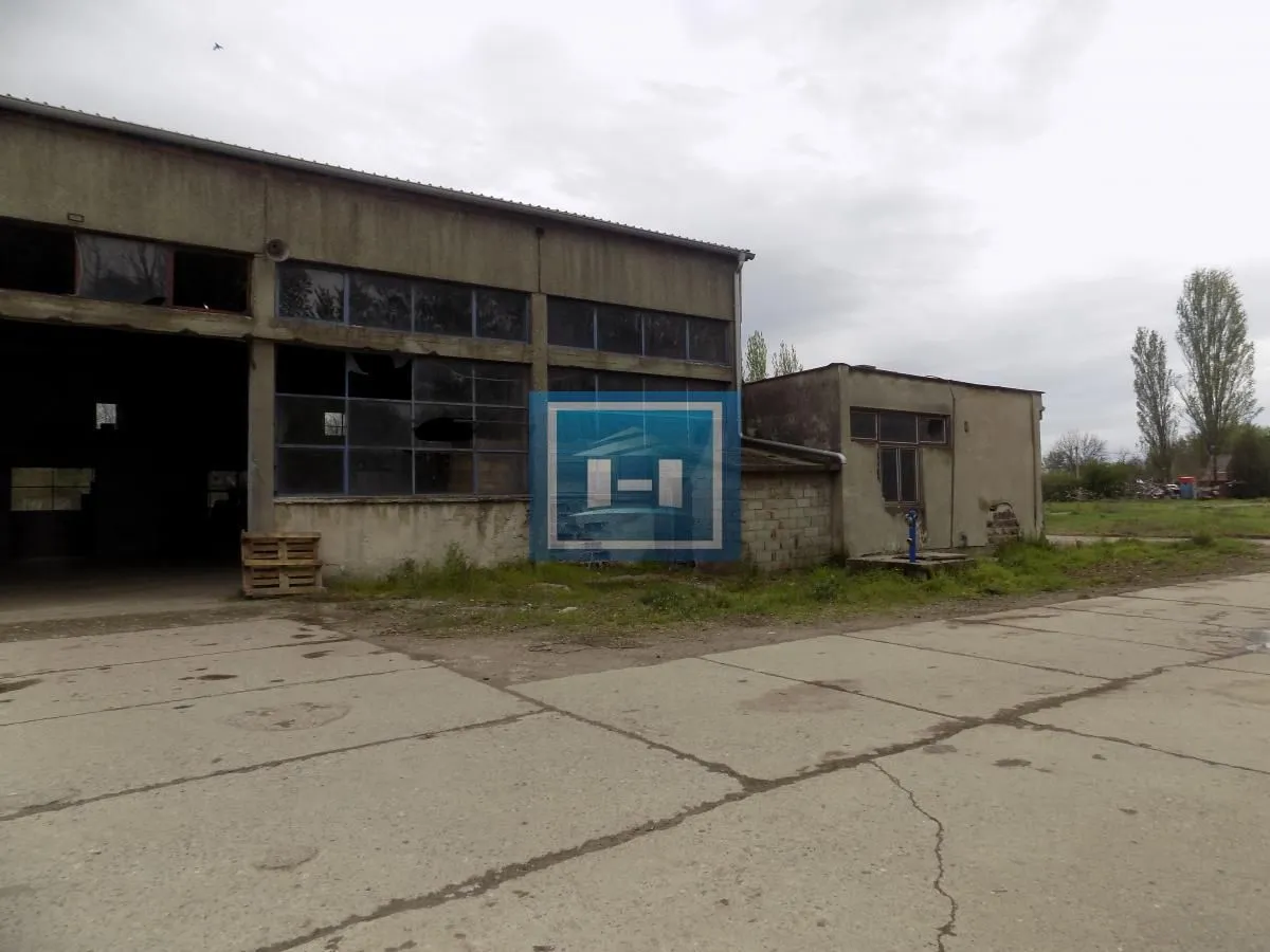Sale, office space, 1180m², Žabare, Paraćin