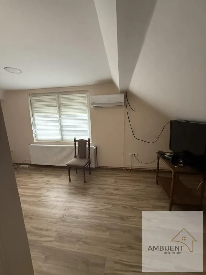 Prodaja, kuća, 248m², Centar, Stara Pazova