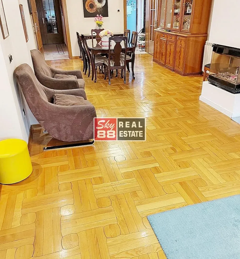 Rent, house, 565m², Savski Venac, Beograd
