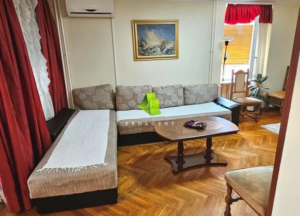 Sale, three bedroom apartment, 74m², Medijana, Niš