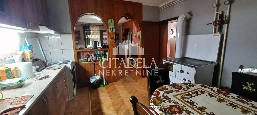 Sale, house, 188m², Meljak, Barajevo