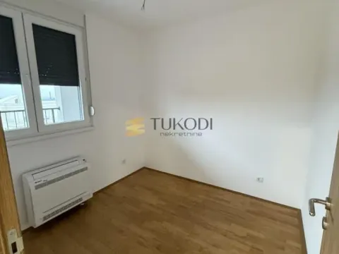 Prodaja, trosoban stan, 80m², Mišeluk, Petrovaradin - image 9