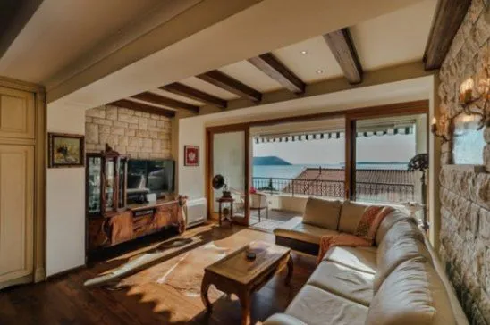 Stan-na-dan, trosoban stan, 105m², Herceg Novi, Crna Gora
