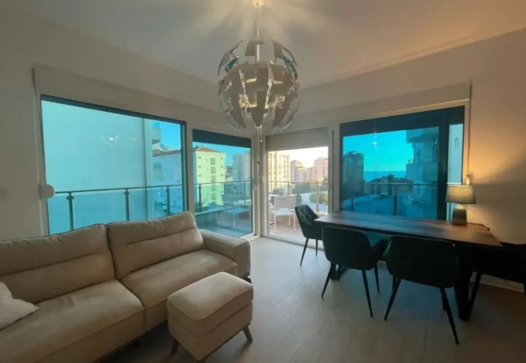 Prodaja, dvosoban stan, 89m², Bečići, Budva