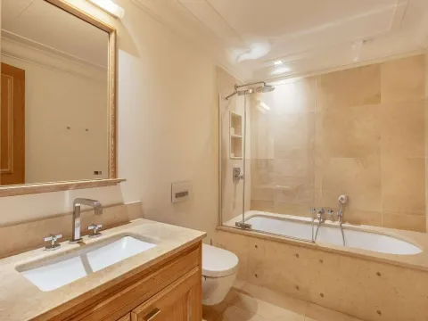 Sale, two bedroom apartment, 117m², Porto Montenegro, Tivat - image 16