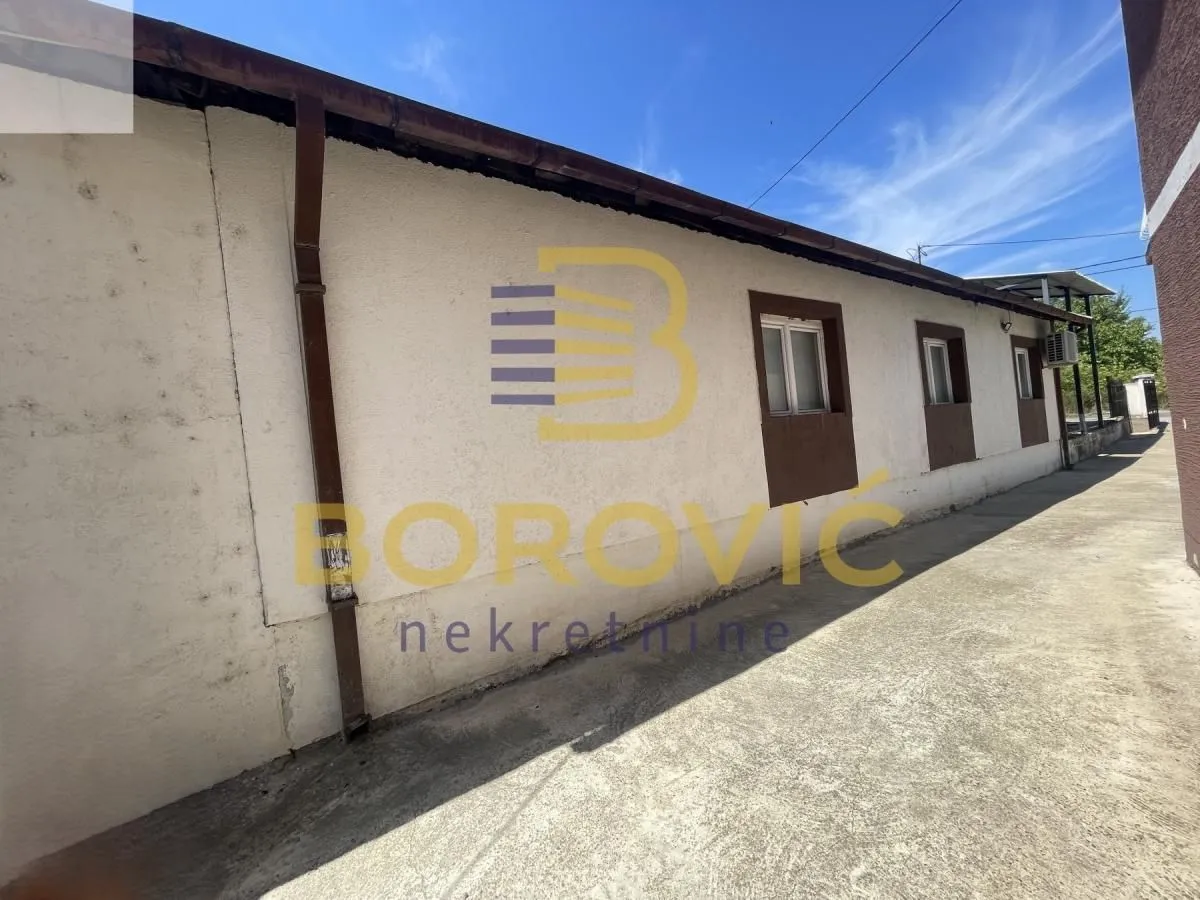 Prodaja, kuća, 150m², Veliki Mokri Lug, Zvezdara Sve Podlokacije