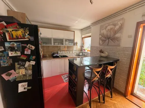 Rent, two bedroom apartment, 60m², Kalenić Pijaca, Vračar Sve Podlokacije - image 6