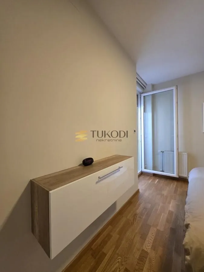 Prodaja, jednosoban stan, 44m², Sajmište, Novi Sad