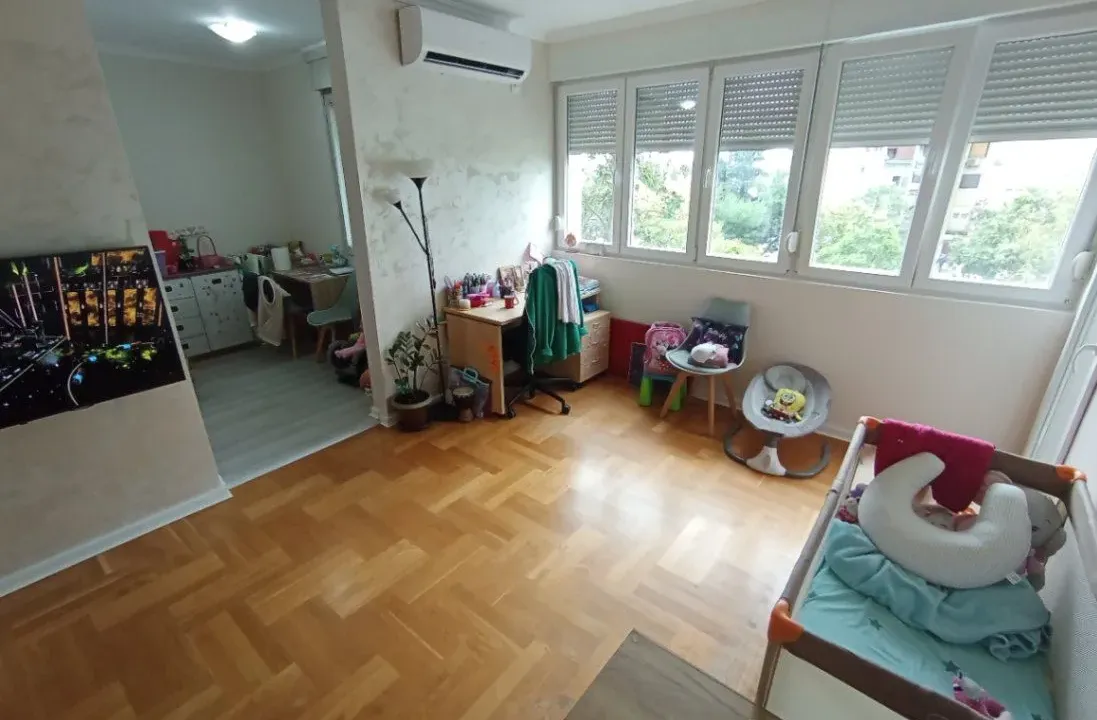Prodaja, jednosoban stan, 54m², Gintaš, Podgorica