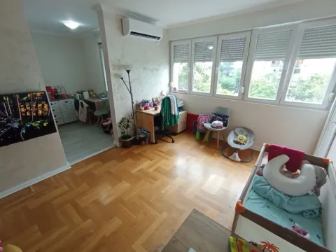 Prodaja, jednosoban stan, 54m², Gintaš, Podgorica
