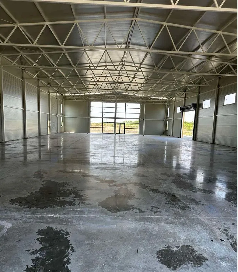 Izdavanje, poslovni prostor, 1000m², Šimanovci, Pećinci