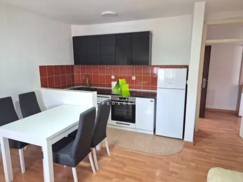 Prodaja, jednosoban stan, 56m², Centar grada, Trstenik - image 3