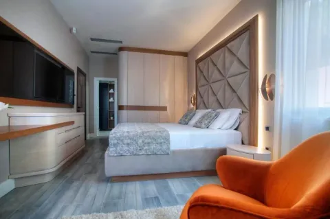 Rent, house, 180m², Prijevor, Budva - image 16