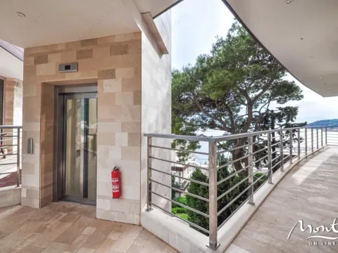 Prodaja, dvosoban stan, 179m², Budva, Crna Gora - image 29