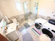 Sale, house, 200m², Zelenika, Podgorica - image 11